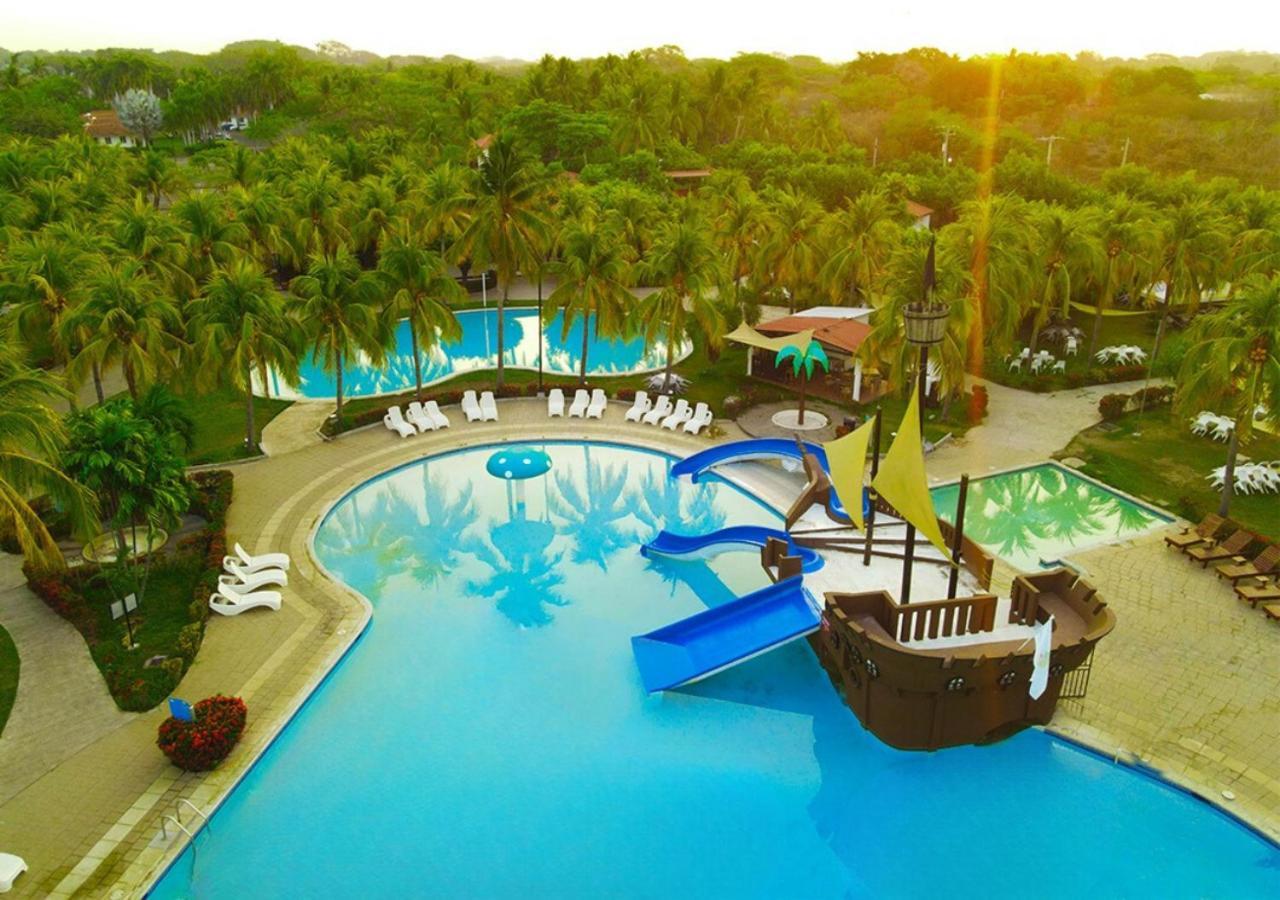 Las Veraneras Villas & Resort Acajutla Kültér fotó